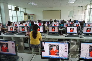 南寧市一職校職教周 計算機技術培訓體驗活動惠及市民